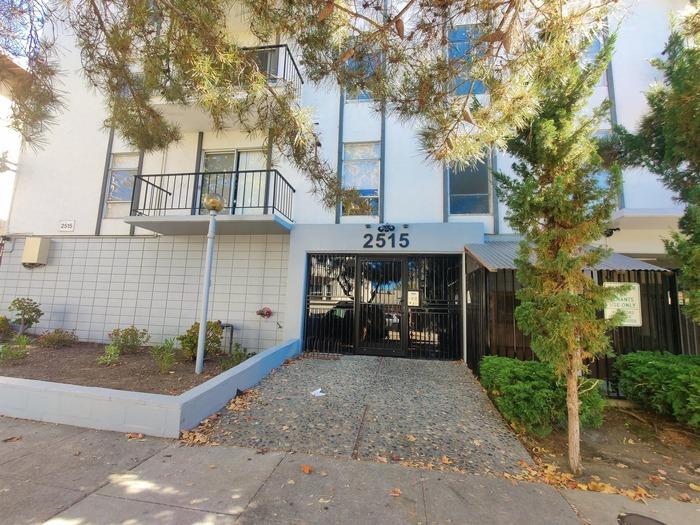 2 bedroom houses for rent in Berkeley | Raj Properties
